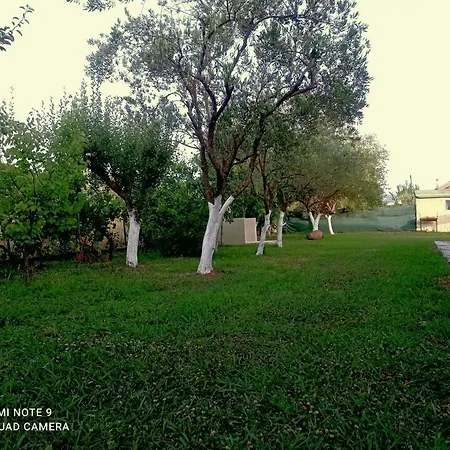 Yannis 2 Apartamento Rodas