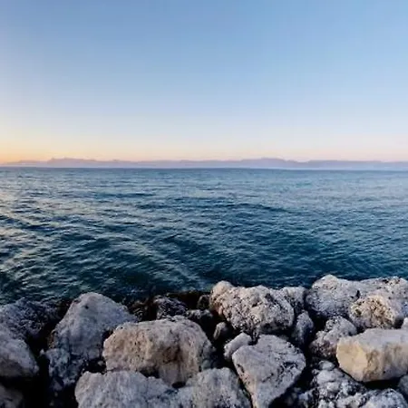 Yannis 2 * Roda (Corfu)