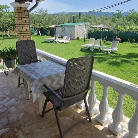 Yannis 2 Apartmán