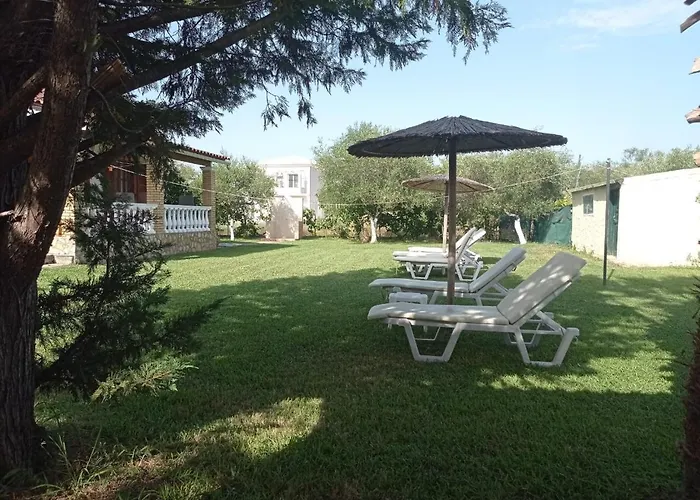 Yannis 2 Апартаменты *